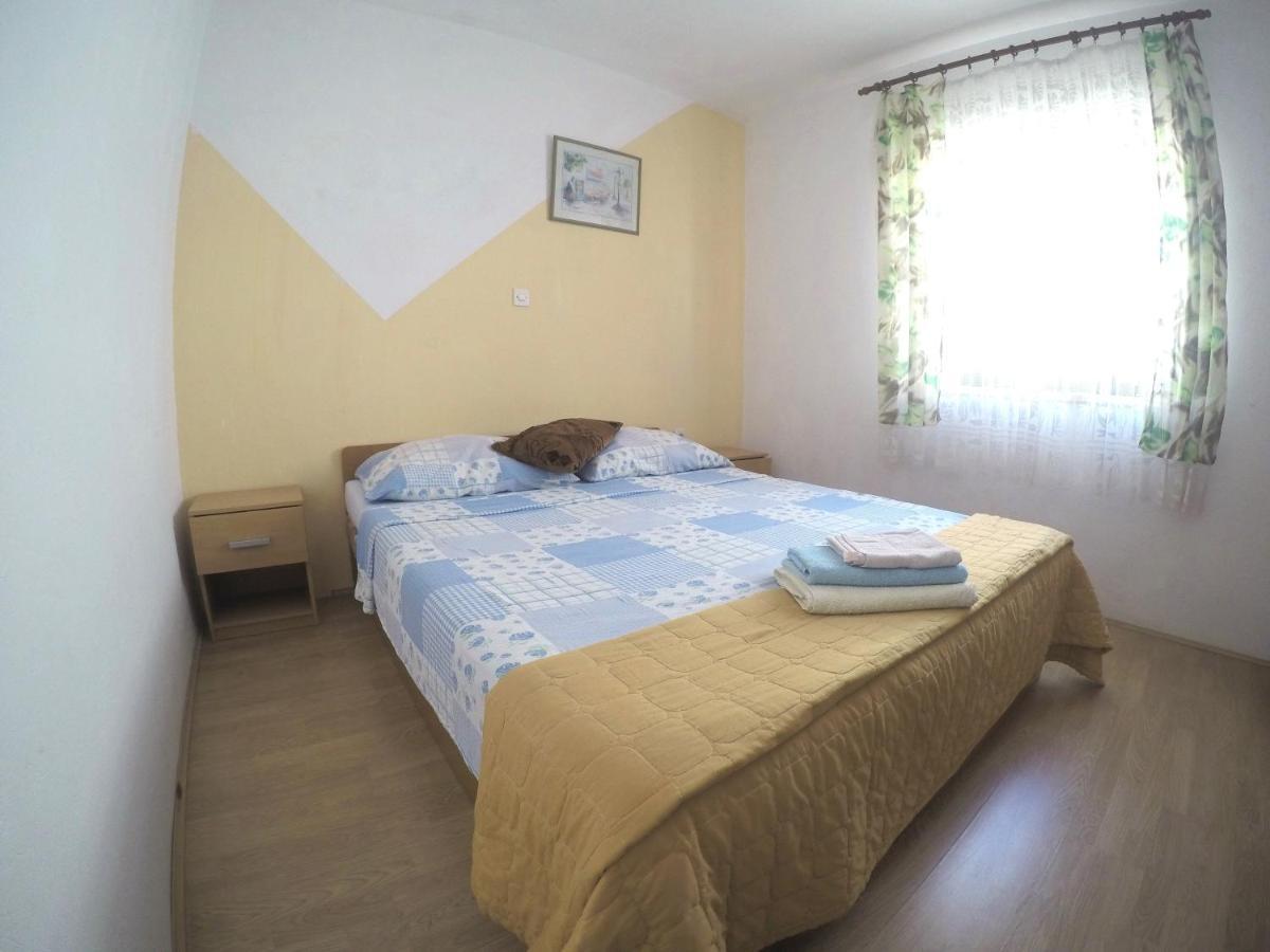 Apartments And Rooms By The Sea Bibinje, Zadar - 6199 Екстериор снимка