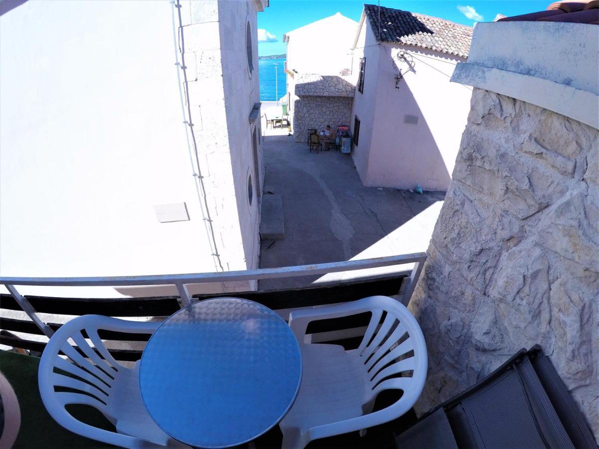 Apartments And Rooms By The Sea Bibinje, Zadar - 6199 Екстериор снимка